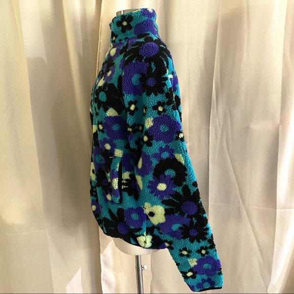 Urban Outfitters Fleece - Picture 8 of 16